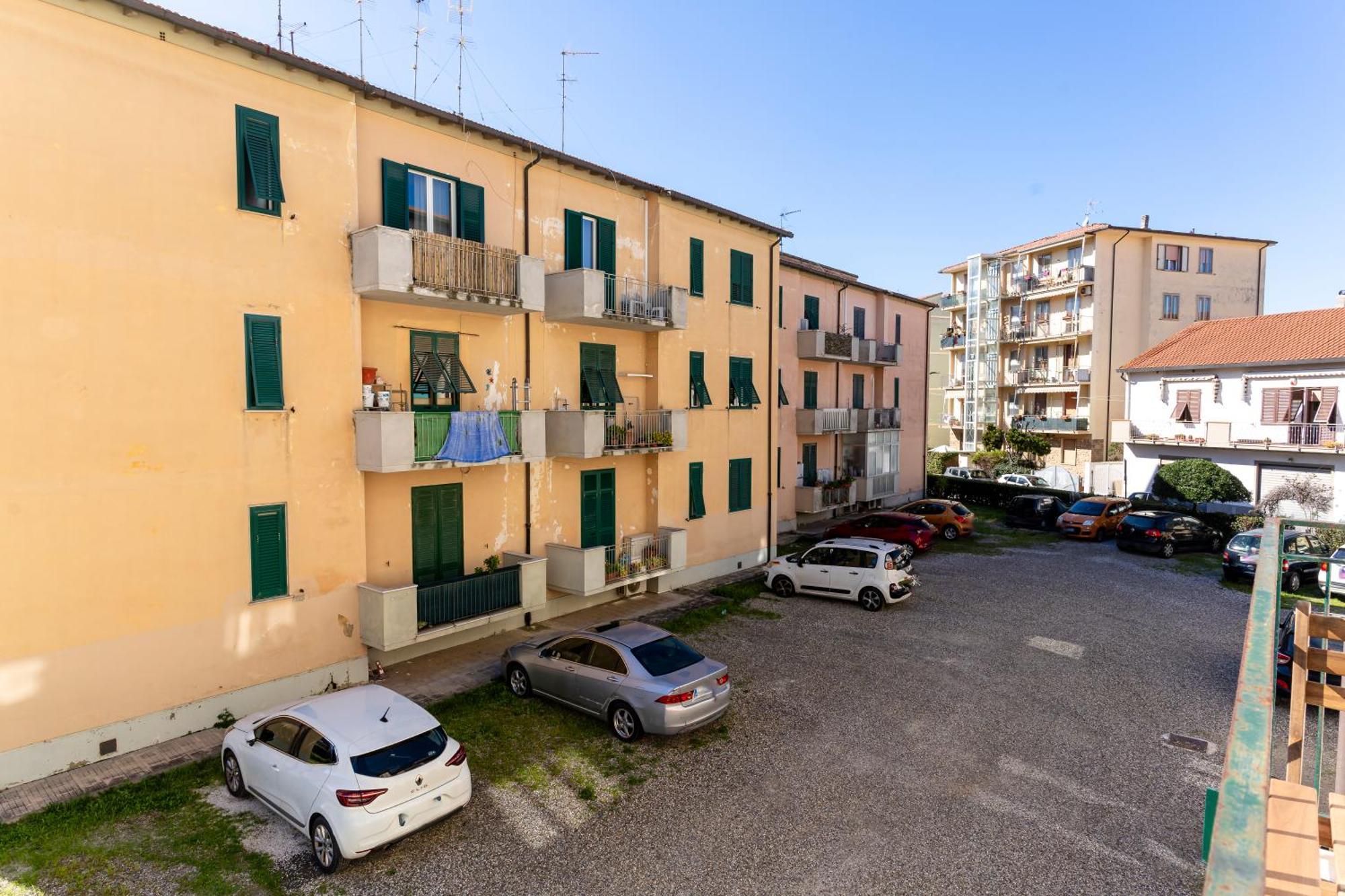Hospital Riuniti - Lovely Apartment With Parking! Livorno Luaran gambar